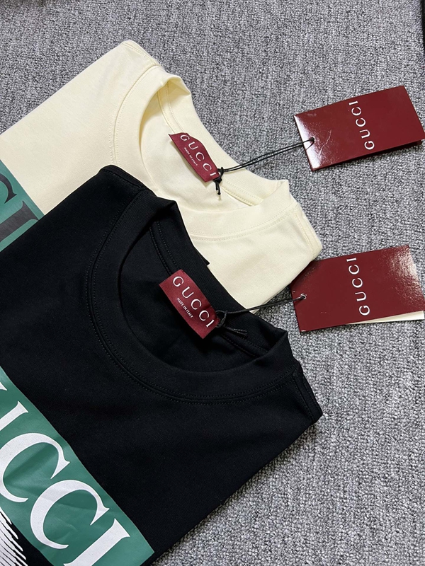 ブランドTシャツ着用イメージ